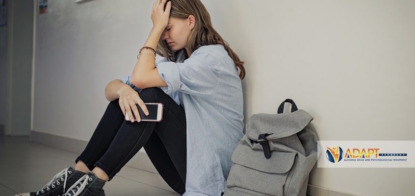 Social media and peer pressure